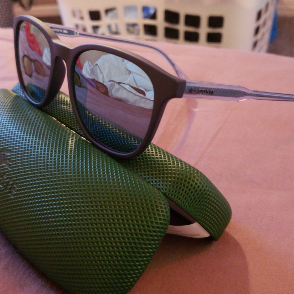 Lacoste Sunglasses L864S